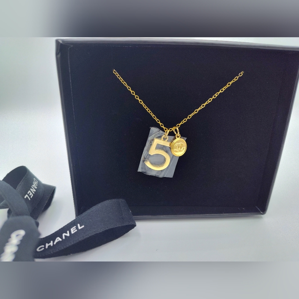 CHANEL No.5 Gold Necklace GWP Box Dust Bag Ribbon Gift Ready ONLY TWO AVAILABLE